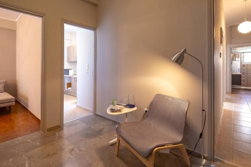 ARTEMIS - ATHENS DELUXE CITY CENTER APARTMENT - image 13