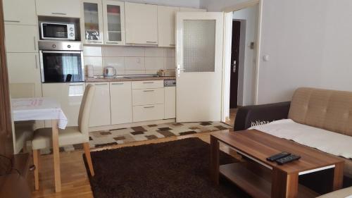 Apartment Zenica - image 4