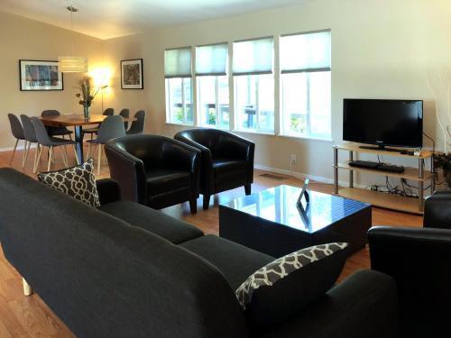 3 bedrooms, 5 beds