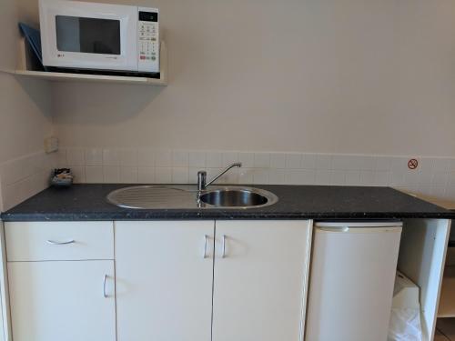 梅顿水域汽车旅馆和公寓