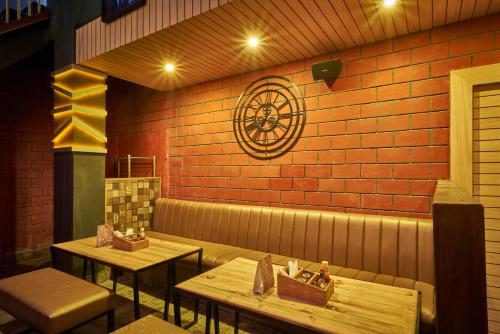 巴内斯瓦尔印度斯坦布酒店