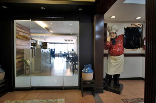 フェザル ホテル P. トゥアゾン キュバオ13