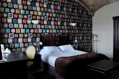 1 queen bed
