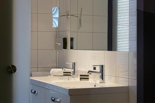 Best Western Hotel de la Breche - image 10