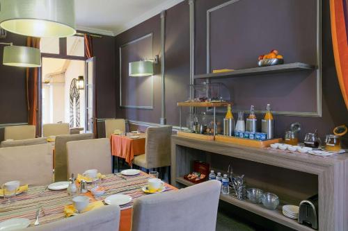 Best Western Hotel Le Guilhem - image 4