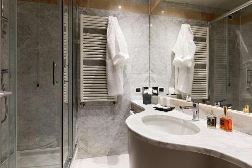 Albavilla Hotel & Co. Room Type - Deluxe Twin Room