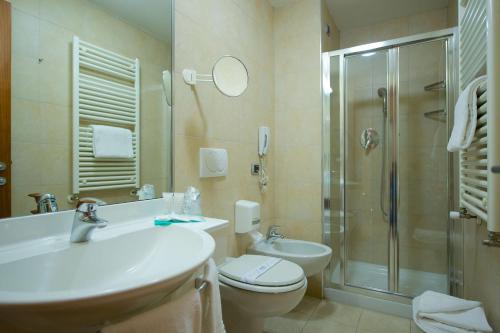 Best Western Crystal Palace Hotel - image 7