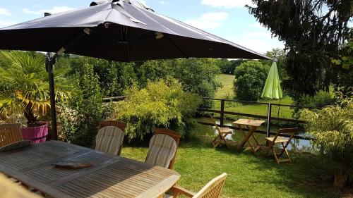 B&B Beaumont-sur-Sarthe - La belmontaise - Bed and Breakfast Beaumont-sur-Sarthe