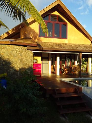 ระเบียง/ชานเรือน, Omati Lodge in มิติราปา