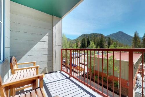 Condominiums in Keystone - image 11