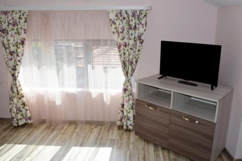 Guest House Neliya - main image