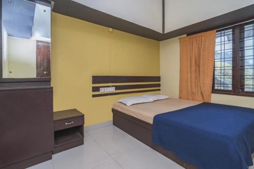 

Comfy cottage room for those seeking tranquillity, by GuestHouser