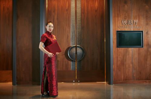 Qianhu Hotel Ningbo