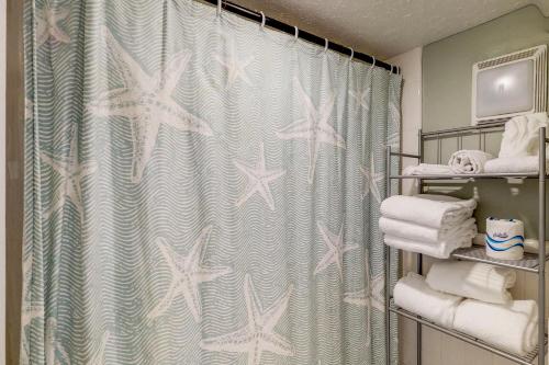 Fontainebleau Terrace - image 12