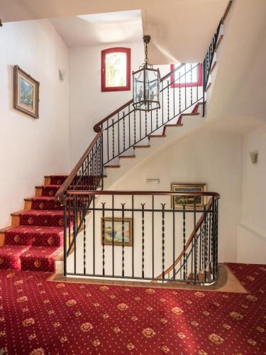 Hotel Ciutat Jardi - image 8