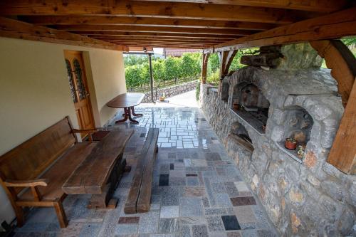 Iekārtas, Vineyard Cottage Pod Piramido in Dobrnic