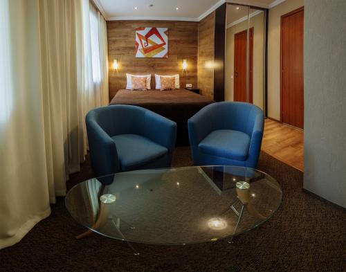 Hotel Scorpion - image 8