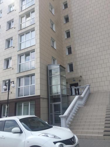 Apartment u Korolevskikh vorot - image 2