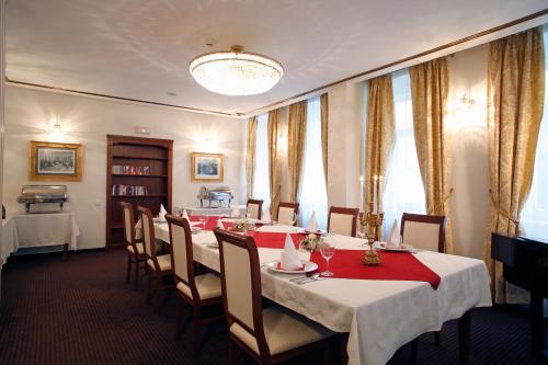 Spa Hotel Schlosspark - image 4