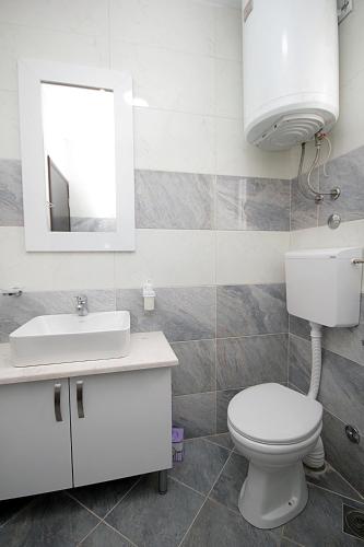 Apartment - Ground Floor image 2