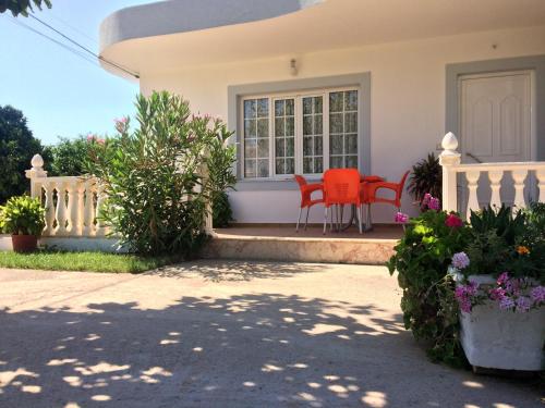 Villa Denis Ksamil