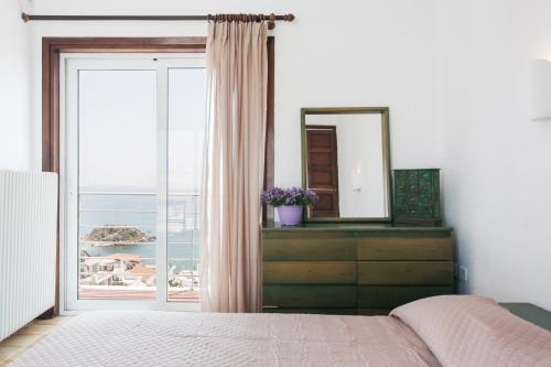  Holodek Apartments : Kastella, Ferienwohnung in Piräus