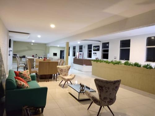 Fuajee, Confiance Hotel in Nova Russas