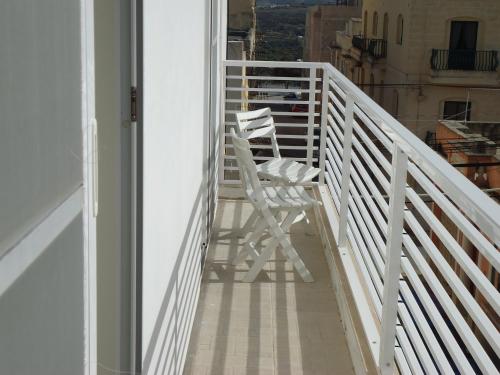 Shamrock Flats - image 9