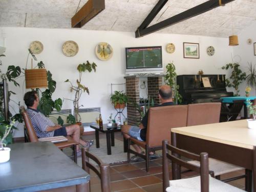 Apartamentos Turisticos Marsol - image 5