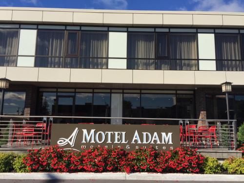 Adam Motel