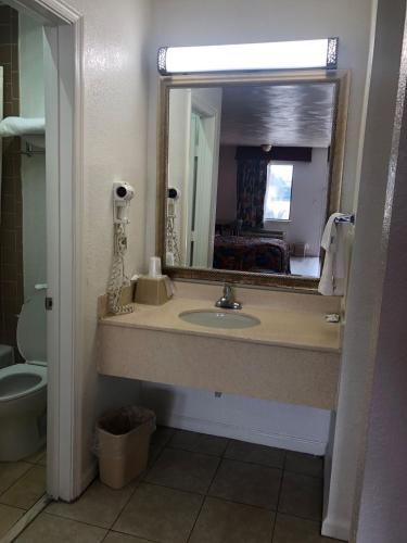 Motel 6-Portsmouth VA - image 13