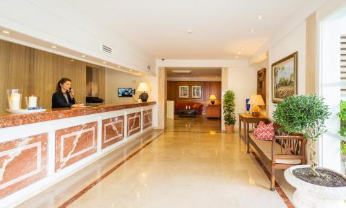 Hotel & Apartamentos Casablanca - image 6