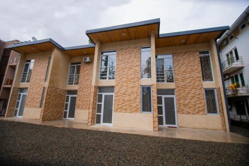 Cottages Babila – khách sạn tại Ureki