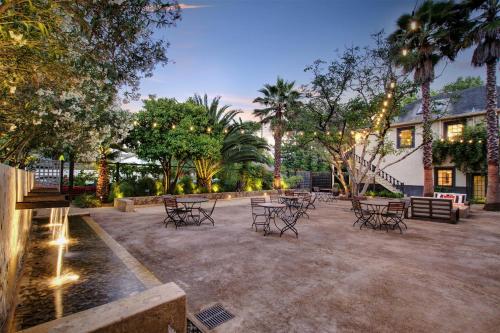 Bungalows 313 in Sonoma City Center