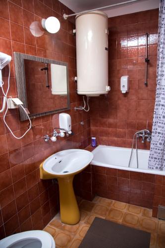 Apartments Cvetkovic Relax - image 6