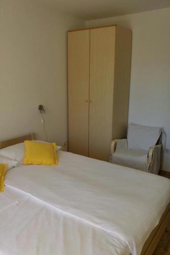 Apartment Pjescana Uvala 7349a - image 4