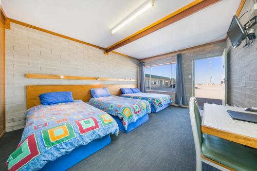 Nullarbor Roadhouse in Nullarbor