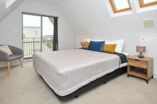 Regents Villas - Christchurch Holiday Homes - image 5
