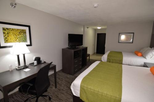 Best Western Plus Liberal Hotel & Suites