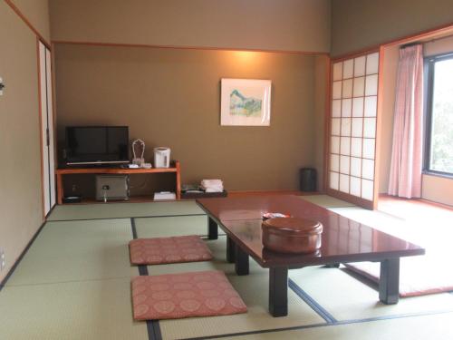 Japanese-Style Room