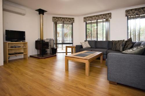 Margaret River Hideaway & Farmstay