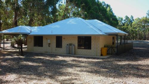 Margaret River Hideaway & Farmstay - 출입구