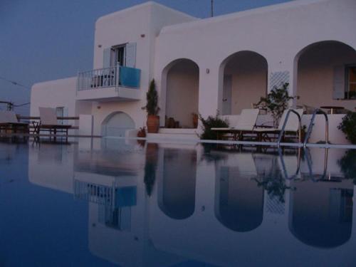 Solaris – Folegandros, UT