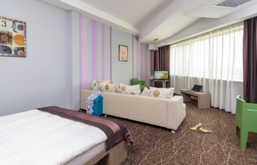 West City Hotel - image 2