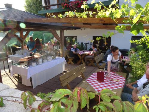 Sport und Familienhotel Klausen - image 2