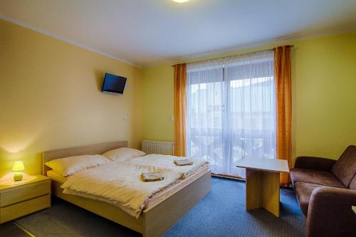 Apartment with Kitchen and Garage (2 Adults) c.3