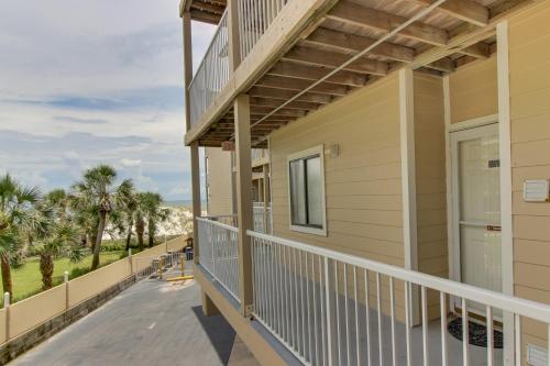 Romar Beach Condos - main image