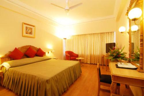 Hotel Chanakya Hotel Chanakya is conveniently located in the popular Patna area. The property offers a wide range of amenities and perks to ensure you have a great time. Service-minded staff will welcome and guide y