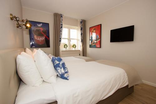 1 queen bed