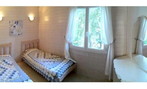 Palm House in quiet Residence close to Saint Tropez